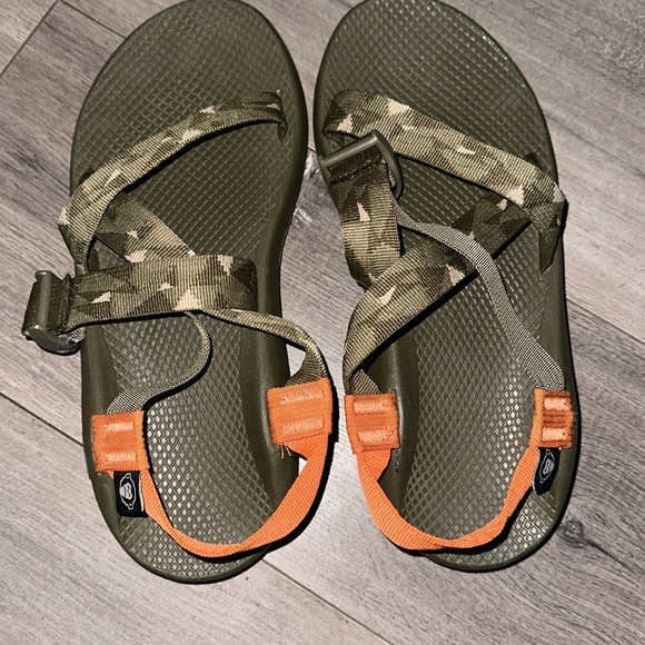Chaco x Howler Bros Collab Green and Orange Camo 10 - Picture 7 of 10